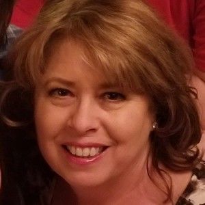 Meet your Posher, Leslie